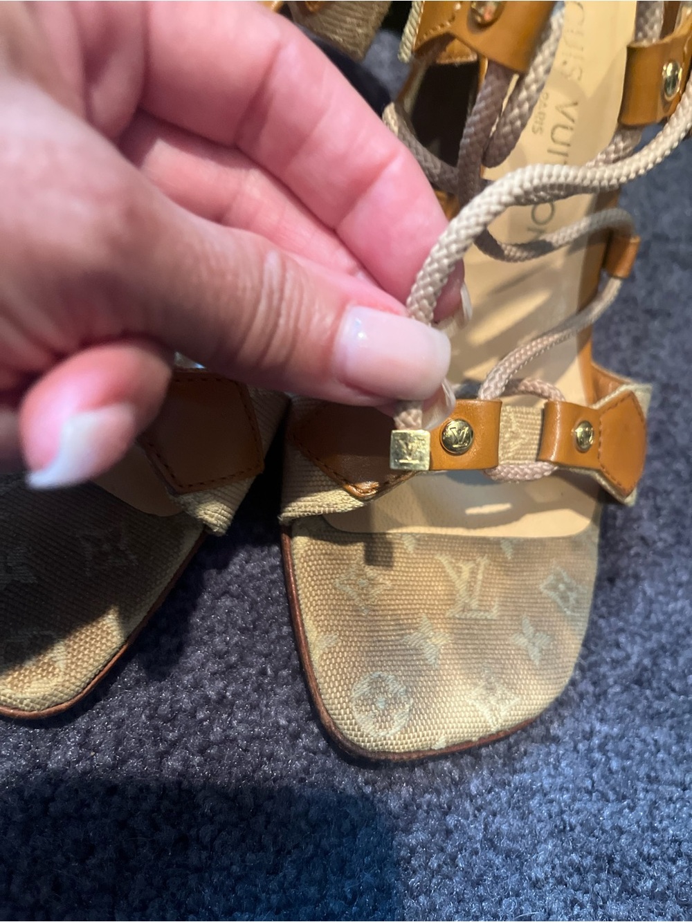 Vintage LoyVuitton Monogram Lucie Beige Mule Wedge Sandals size 39 - Picture 7 of 11